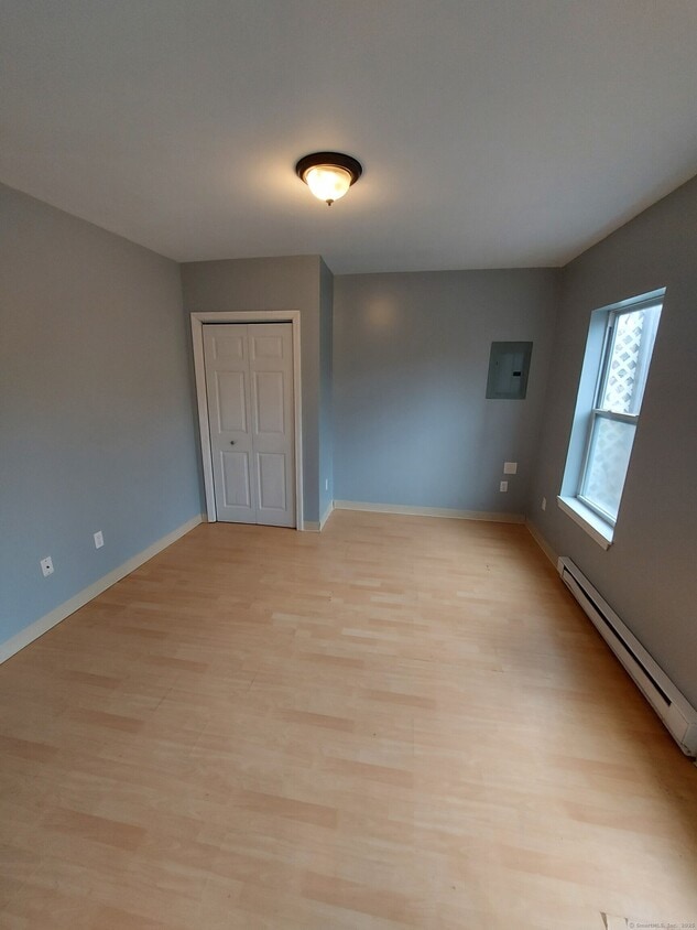 Building Photo - 50 Hunters Ave