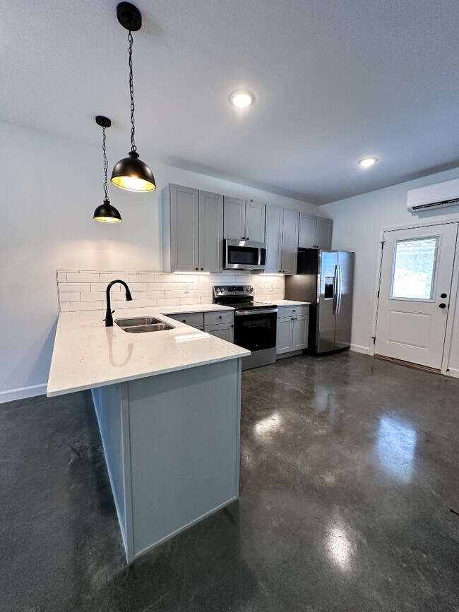 Foto del edificio - 1608 Crosswood Ct