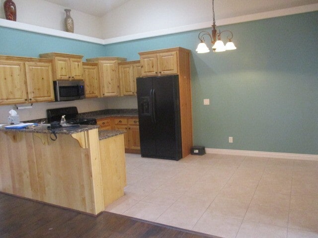 Building Photo - 3 Bedroom 2 bath Single Level - Single Family Home