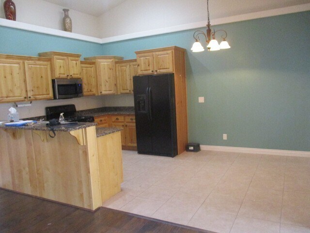 Foto del edificio - 3 Bedroom 2 bath Single Level - Single Family Home