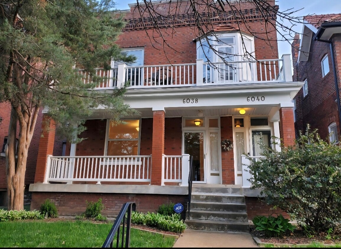 Primary Photo - 6040 Washington Blvd