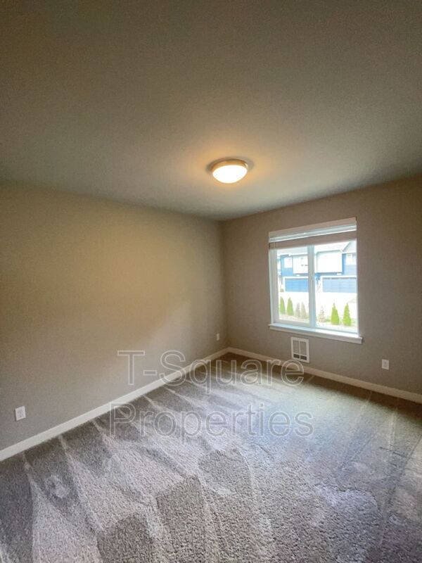 Foto del edificio - 19923 Cypress Way