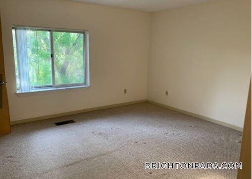Building Photo - 154 N Beacon St