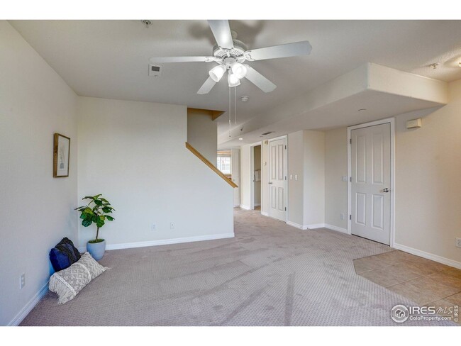 Building Photo - Bright & Beautiful 2-Level Condo in NoBo, available June 5th
