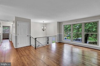 Building Photo - 14715 Lock Dr