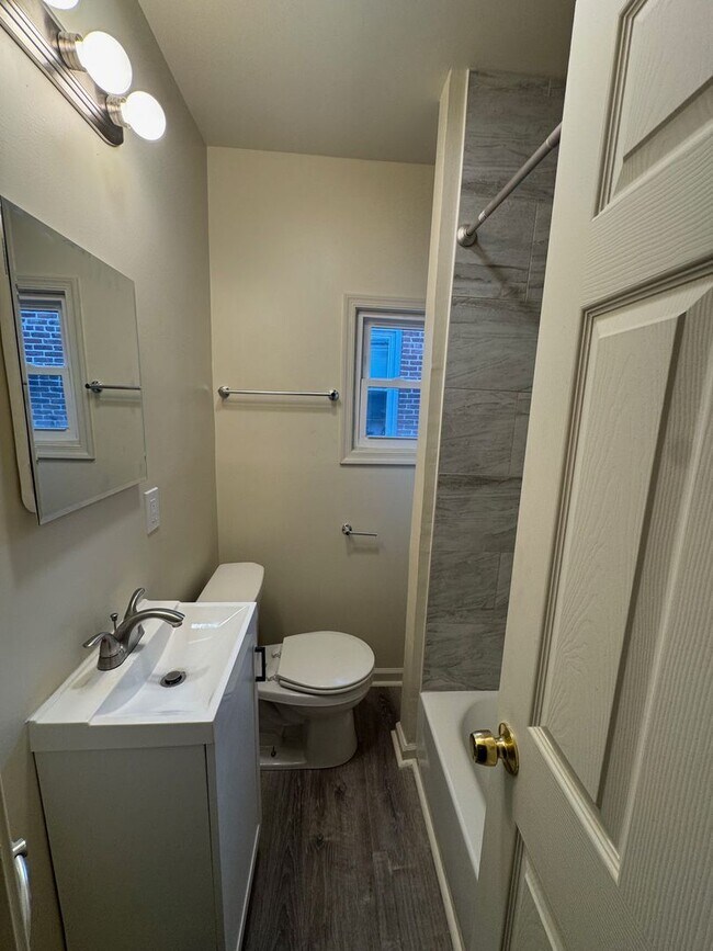 Foto del edificio - 4 Bedroom Home