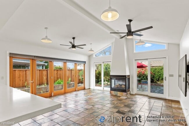 Building Photo - 4 br, 3 bath House - 475 Roading Dr, San J...