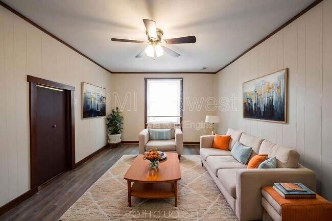 Foto del edificio - 411.5 S East St