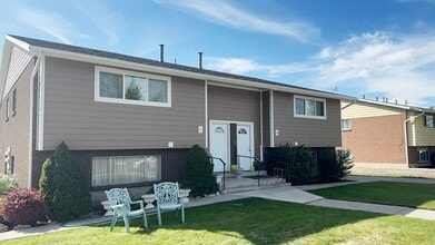 Building Photo - 362 E 1500 S