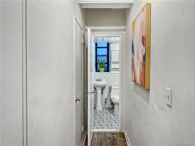 Foto del edificio - 10 Franklin Ave