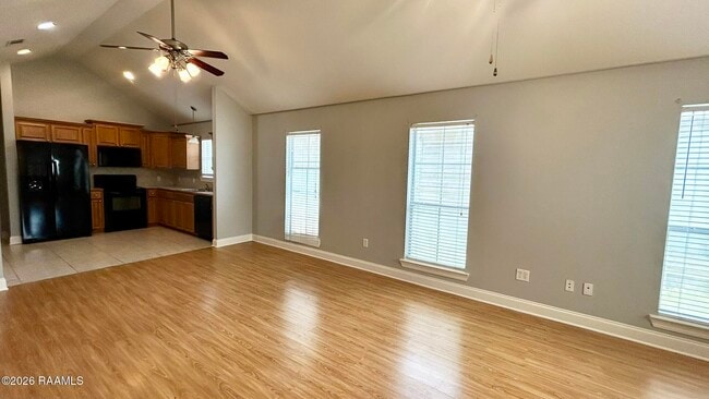 Foto del edificio - 18012 Woodhaven Dr