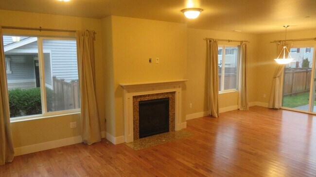 Foto del edificio - 3541 Hoffman Hill Blvd