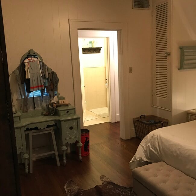 Foto del edificio - 906 Oakley St