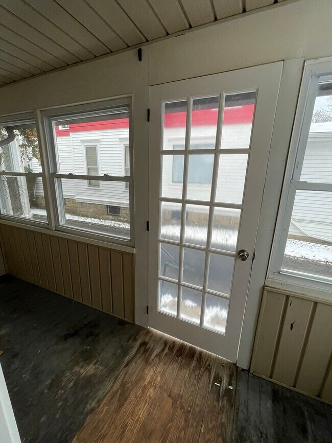 Foto del edificio - 118 S 8th St