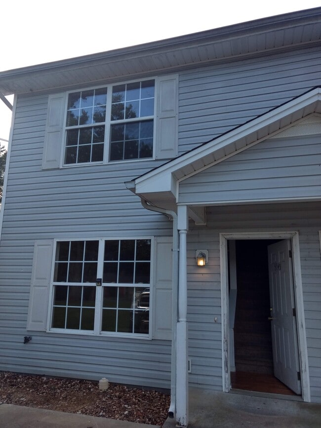 Building Photo - 5145 Bradley St NW