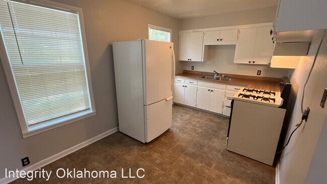 Foto del edificio - 2 br, 1 bath House - 1101 South Holly Drive