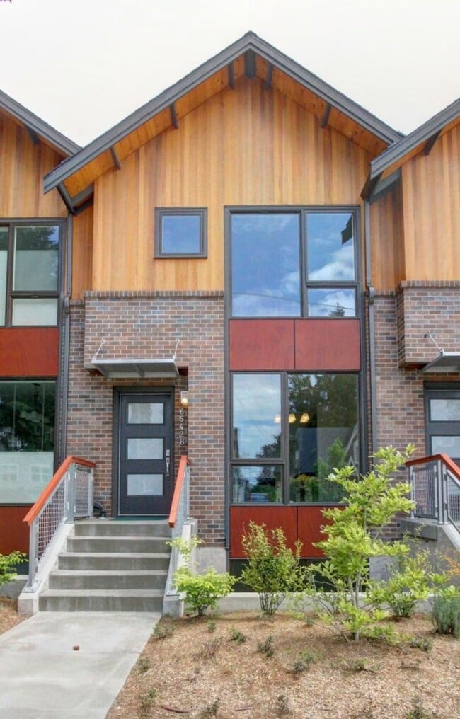 Photo - 3Bd/2.75Ba Seattle Townhouse