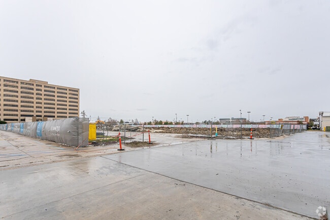 Construction Photo Jan 2022 - 1200 S Clearview Pky