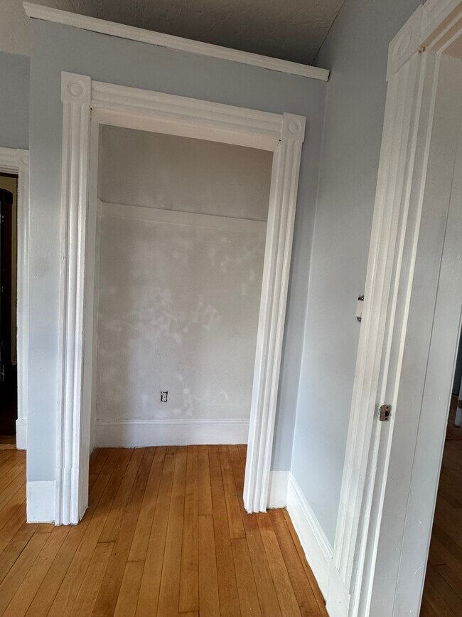 Foto del edificio - 103 French Ave