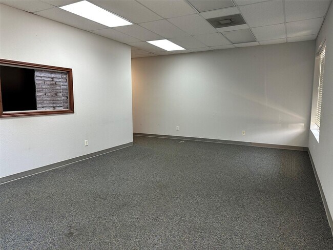Foto del edificio - 104 N Pecan St