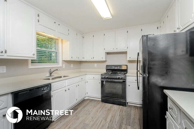 Foto del edificio - 4750 Spring Gate Dr