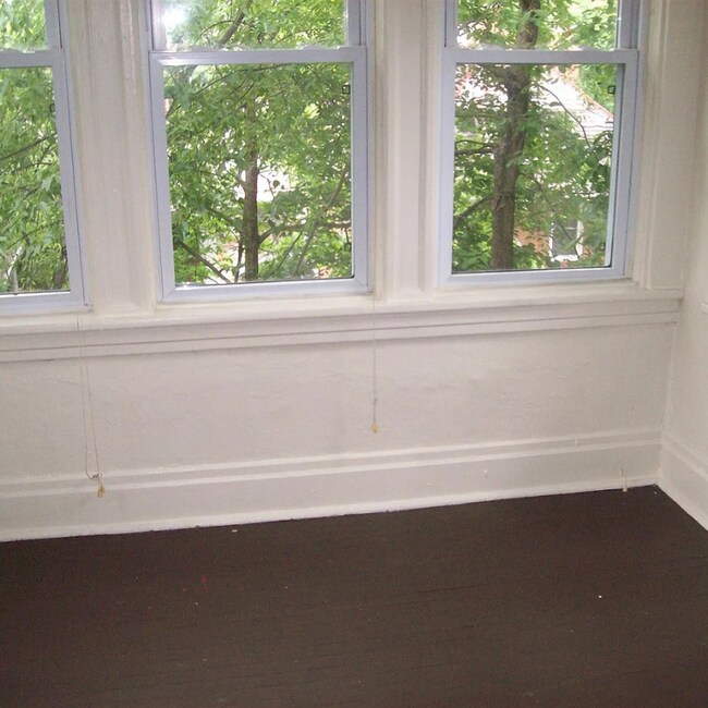Foto del edificio - 2306 Sherbrook St