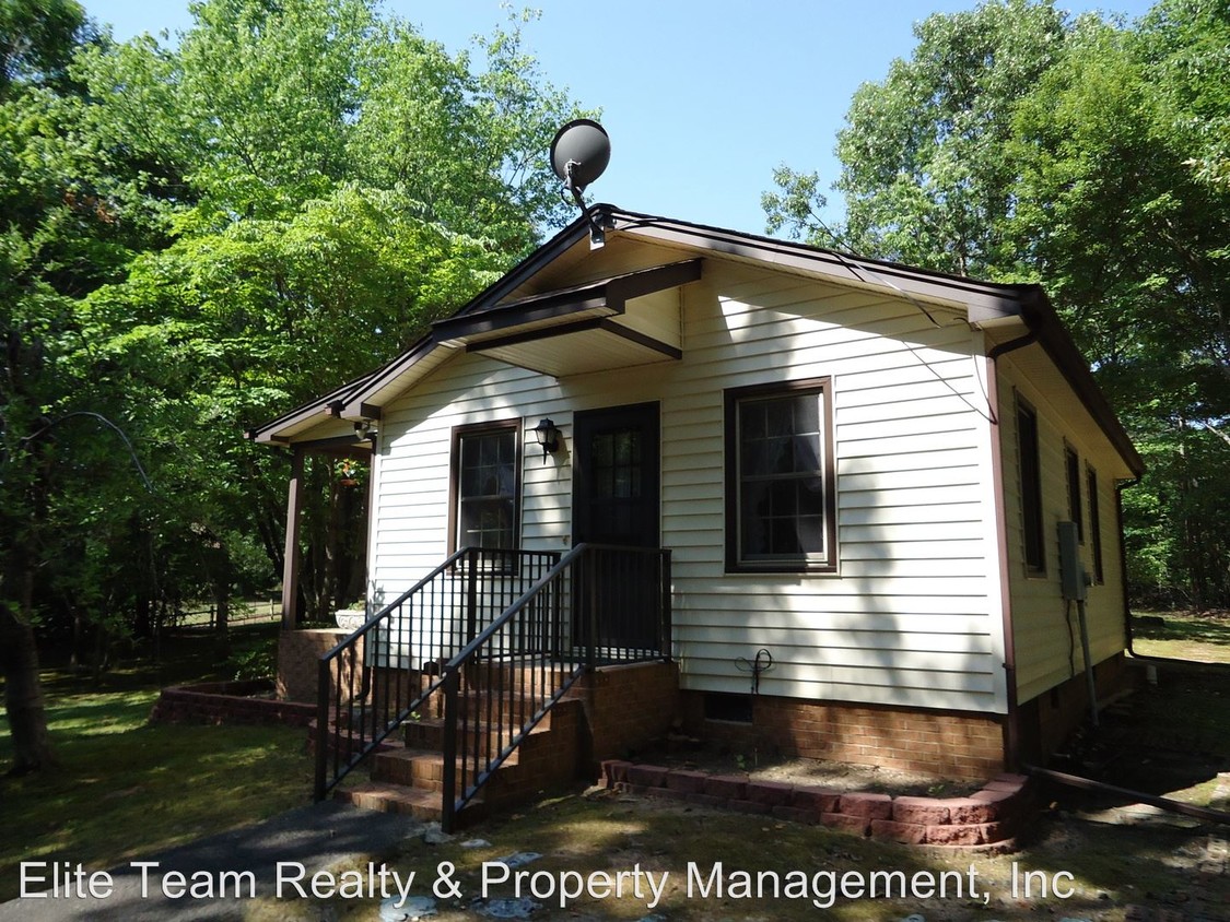 Primary Photo - 1 br, 1 bath House - Youngblood Rd 15928C