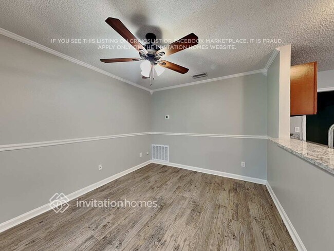 Foto del edificio - 10592 Satinwood Cir