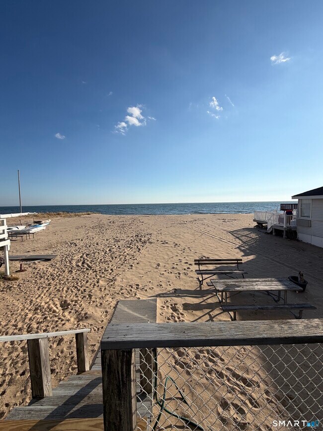 Foto del edificio - 37 Seaside Ln