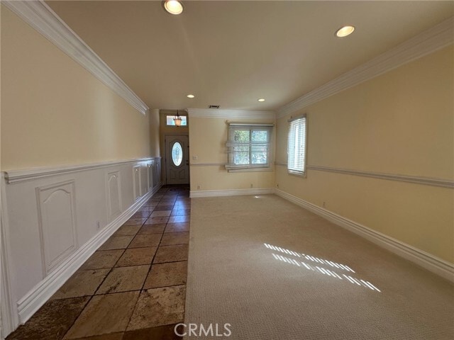 Building Photo - 928 S Bon View Ave