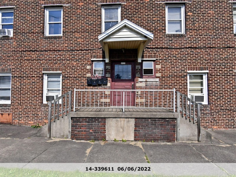 Primary Photo - 1013 Washington Ave