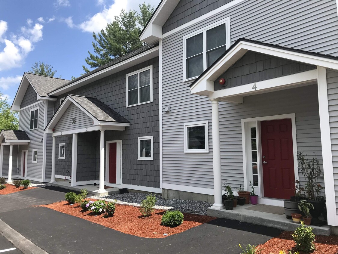 Primary Photo - 36 E Ridge Dr