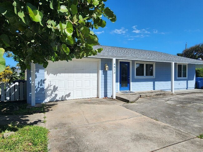 Foto del edificio - Beachside Getaway 2 Bedroom 1 Bath Home