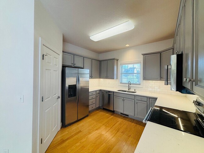 Foto del edificio - 200 Meadow Dr NW