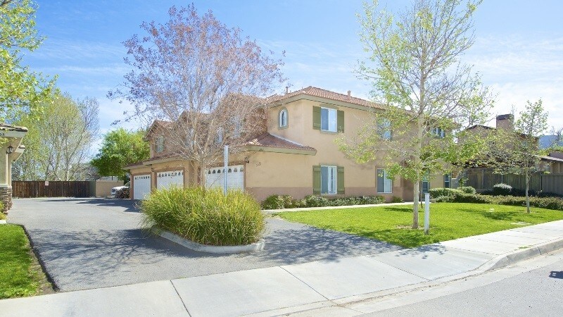 Foto del edificio - Parkview Townhomes