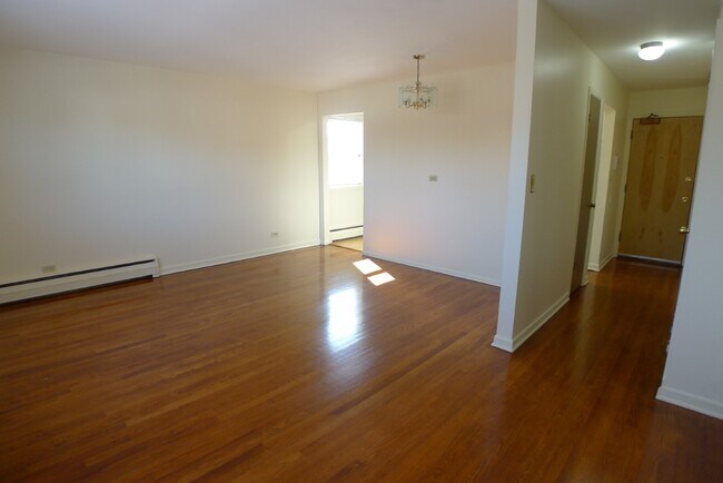 Building Photo - 142 Asbury Ave