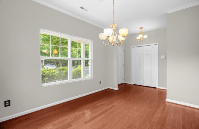 Building Photo - 202 Tallula Ln
