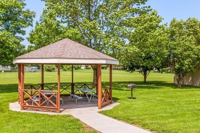 Building Photo - 240 S James St