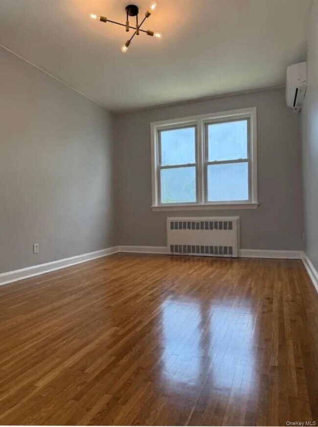 Foto del edificio - 3938 Amundson Ave