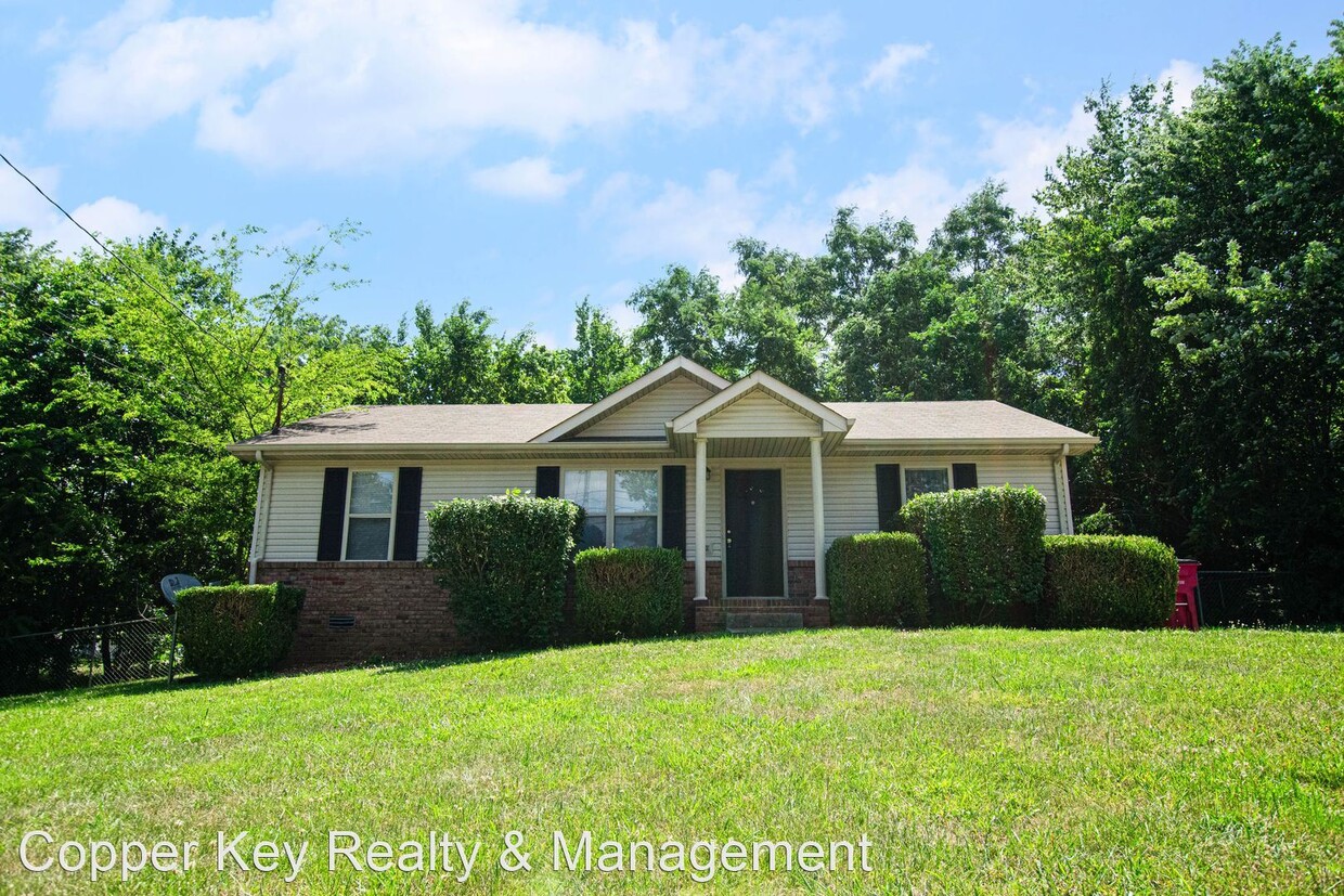 Primary Photo - 3 br, 2 bath House - 576 Cabot Cove