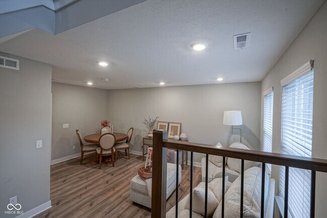 Foto del edificio - 13775 Boiler Pl