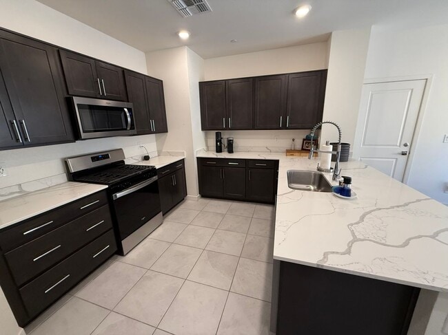 Building Photo - 3644 Bitonto Ln