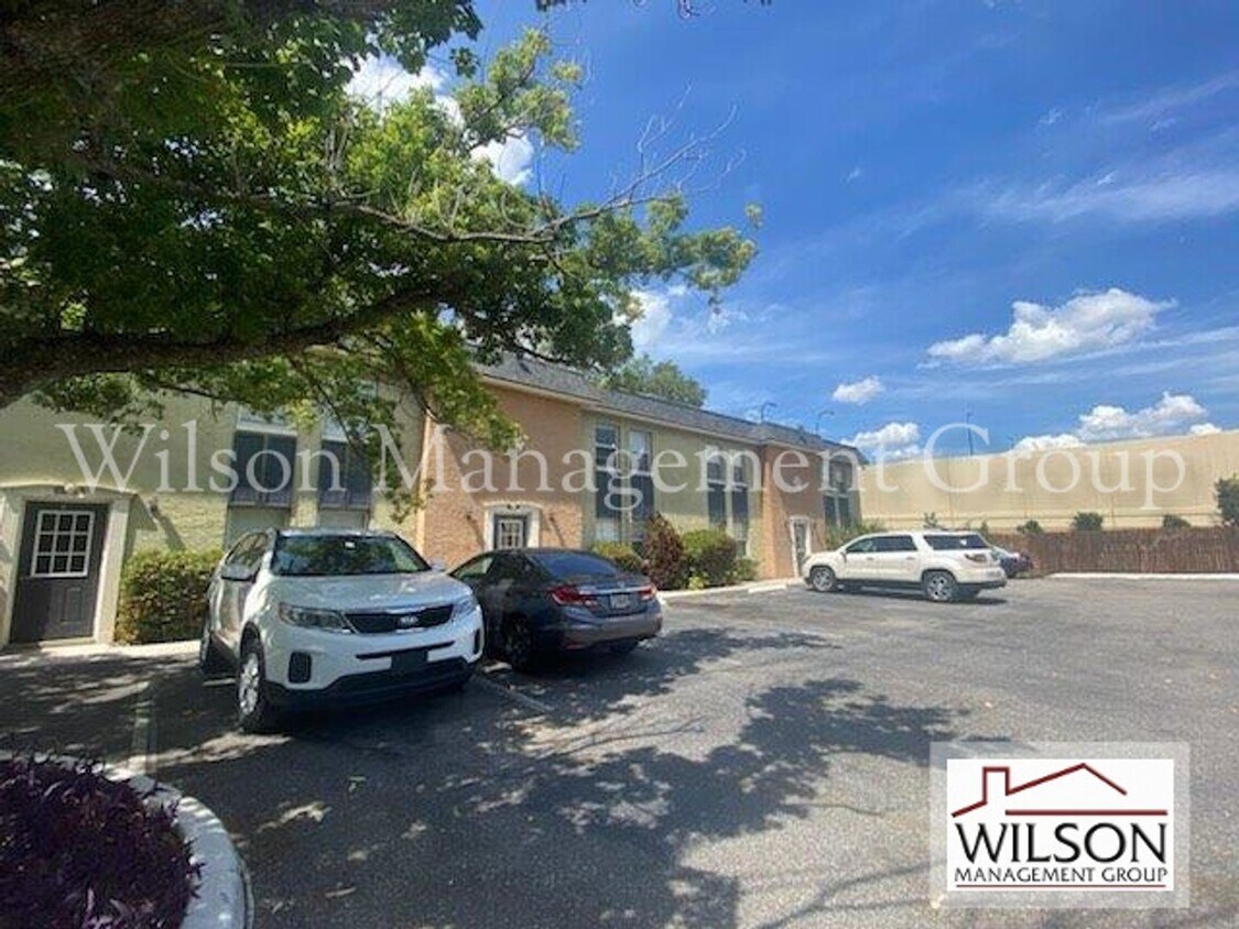 Primary Photo - 2 br, 1 bath House - 115 East Smith Street #8