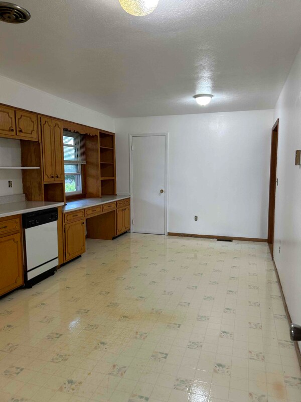 Building Photo - 647 KY-1729