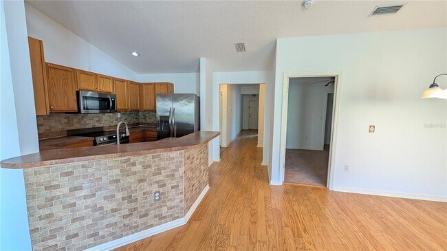 Foto del edificio - 288 Brookdale Loop