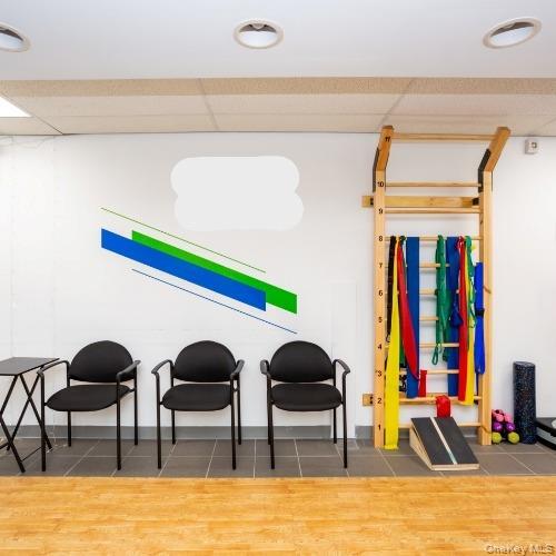 Building Photo - 86-20 Jamaica Ave