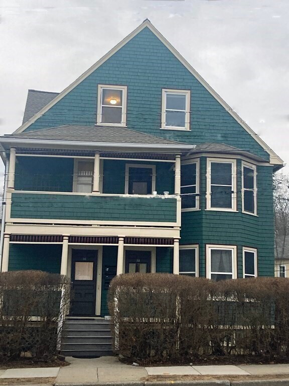 Primary Photo - 36 Willow St