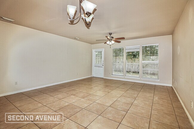 Foto del edificio - 7634 Cedar Brook Dr