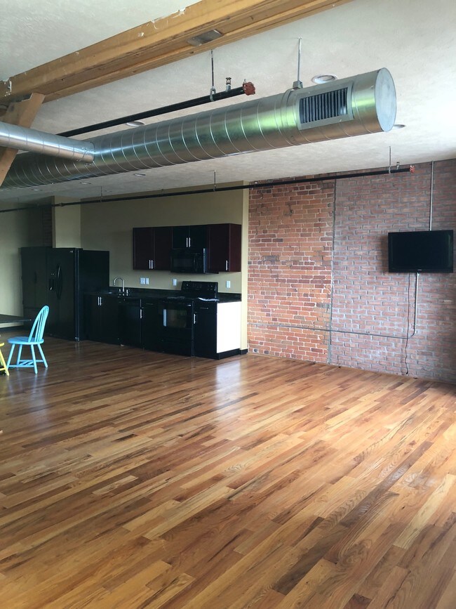 Woodard Station Lofts Apartments Owosso, MI