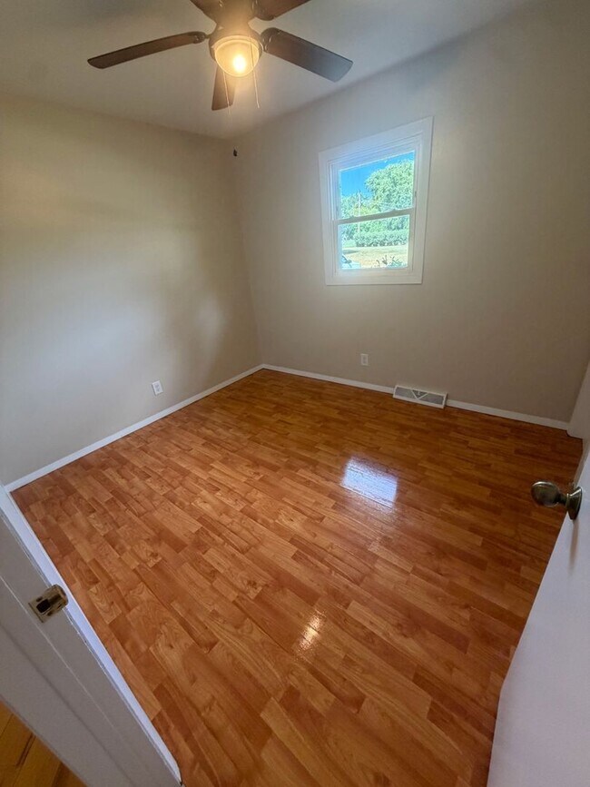 Foto del edificio - Beautifully renovated ranch home.